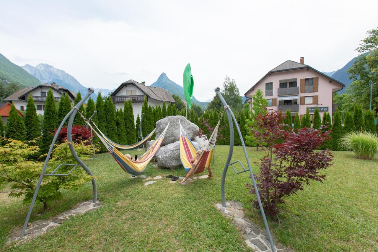 Hostel Soca Rocks Бовец Екстериор снимка