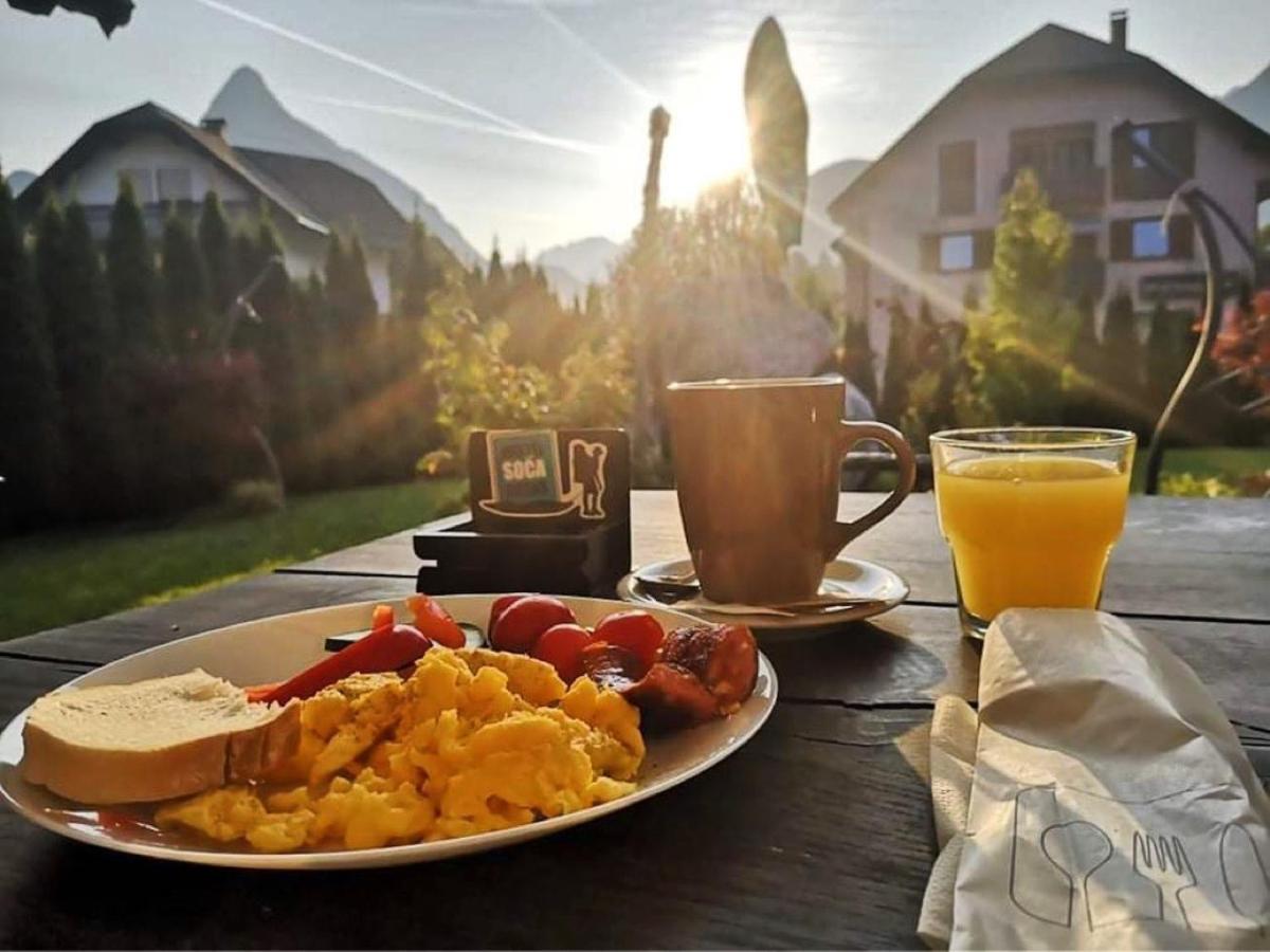 Hostel Soca Rocks Бовец Екстериор снимка